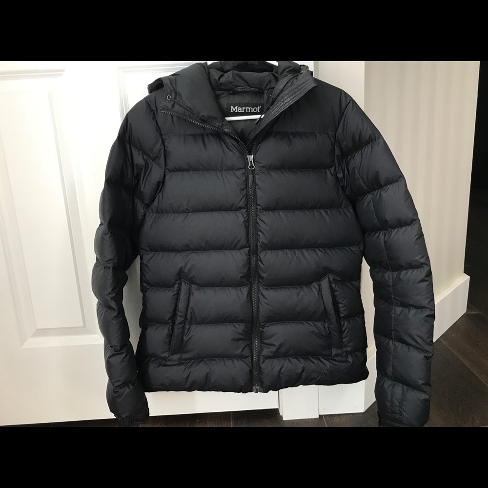 !!!SOLD!!! Black Marmot hooded winter jacket